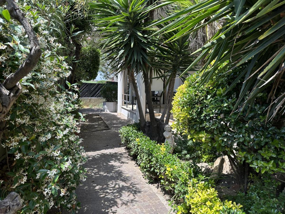 Comforthouse Lavilla Ladispoli Εξωτερικό φωτογραφία