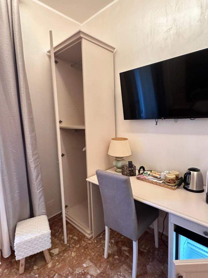 Comforthouse Lavilla Ladispoli Εξωτερικό φωτογραφία